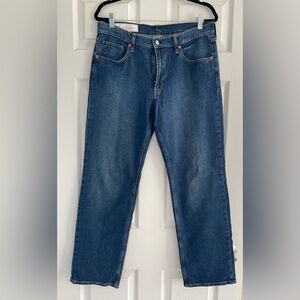 GAP 90s Loose Jean. Relaxed straight jean with effortless slouch!